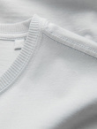 Bawełniany męski t-shirt z nadrukiem na kieszonce – jasnoszary V10 OM-TSPT-0154