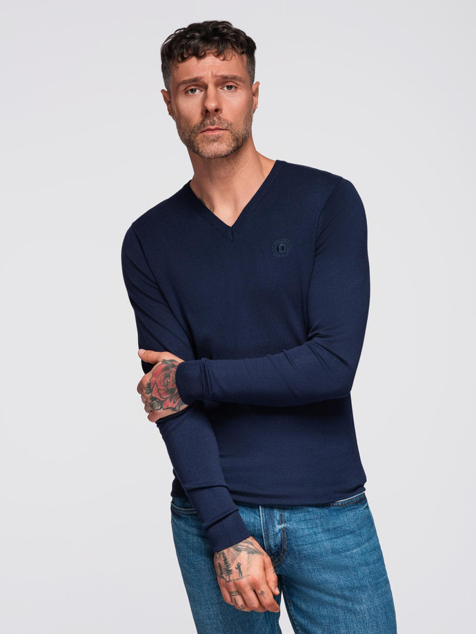 Elegant men's sweater with a v-neck - navy blue V22 OM-SWBS-0107