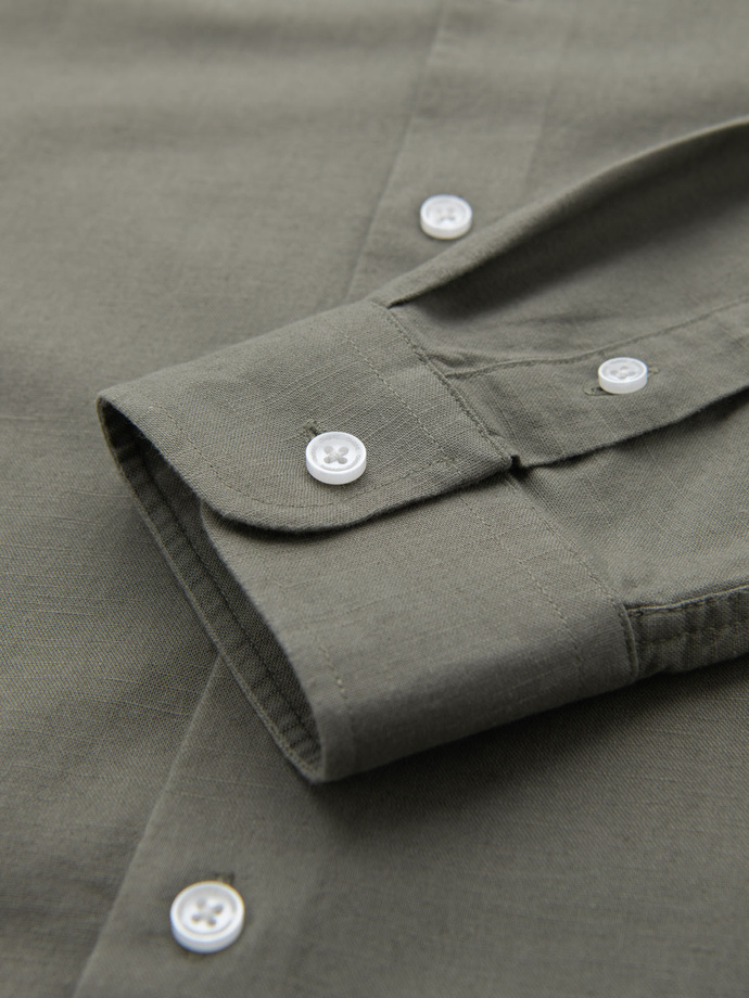 Męska koszula lniana ze stójką i kieszenią REGULAR FIT – khaki V6 OM-SHCS-0161