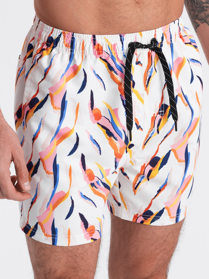 Szorty męskie kąpielówki w kolorowy print - białe V2 OM-SRBS-0140