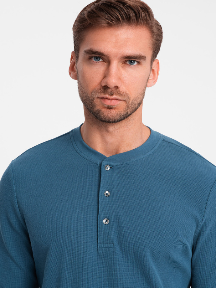 Longsleeve męski z dzianiny waflowej zapinany pod szyją – niebieski denim V4 OM-LSCL-0120