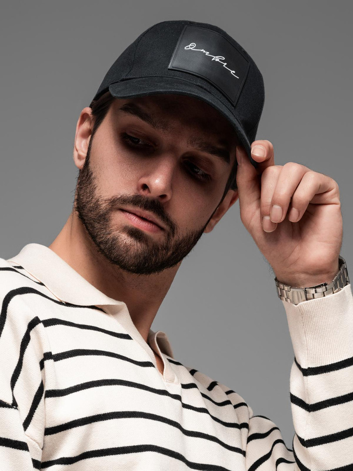 Men's baseball cap with visor and large patch - black V1 OM-ACCS-0101 