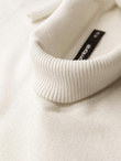 Men's knitted fitted turtleneck with viscose - ecru V3 OM-SWTN-0101
