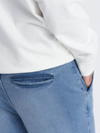 Spodnie męskie jeansowe SKINNY FIT z kieszeniami chino - jasnoniebieskie V2 OM-PADP-0100