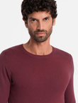 Sweter klasyczny męski z wiskozą BASIC z okrągłym dekoltem – bordowy V11 OM-SWBS-0106