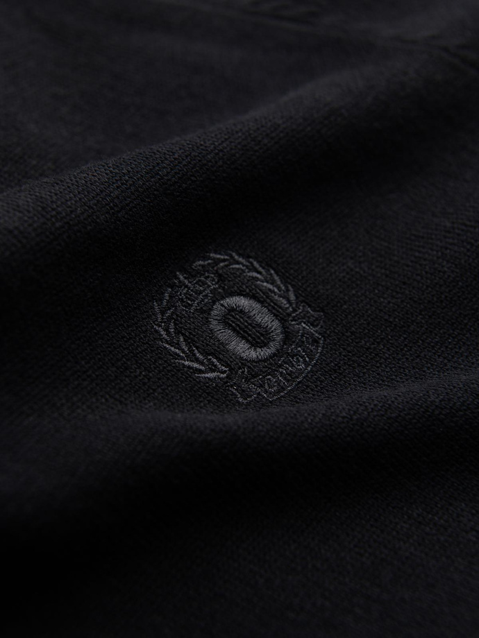 Elegant men's sweater with a v-neck - black V1 OM-SWBS-0107