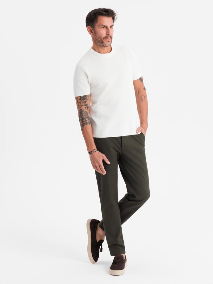 Męskie spodnie chino REGULAR FIT z delikatną strukturą – ciemnozielone V4  OM-PACP-0184