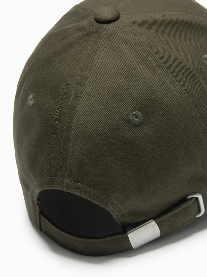 Czapka męska bejsbolówka z daszkiem i ozdobnym haftem – khaki V2 OM-ACCS-0102
