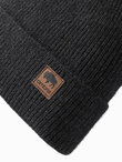 Dzianinowa męska czapka beanie z naszywką – czarny melanż V1 OM-ACWH-0123
