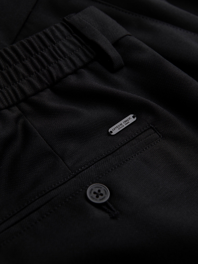 Męskie spodnie chino REGULAR FIT z gumką w pasie – czarne V4 OM-PACP-0157