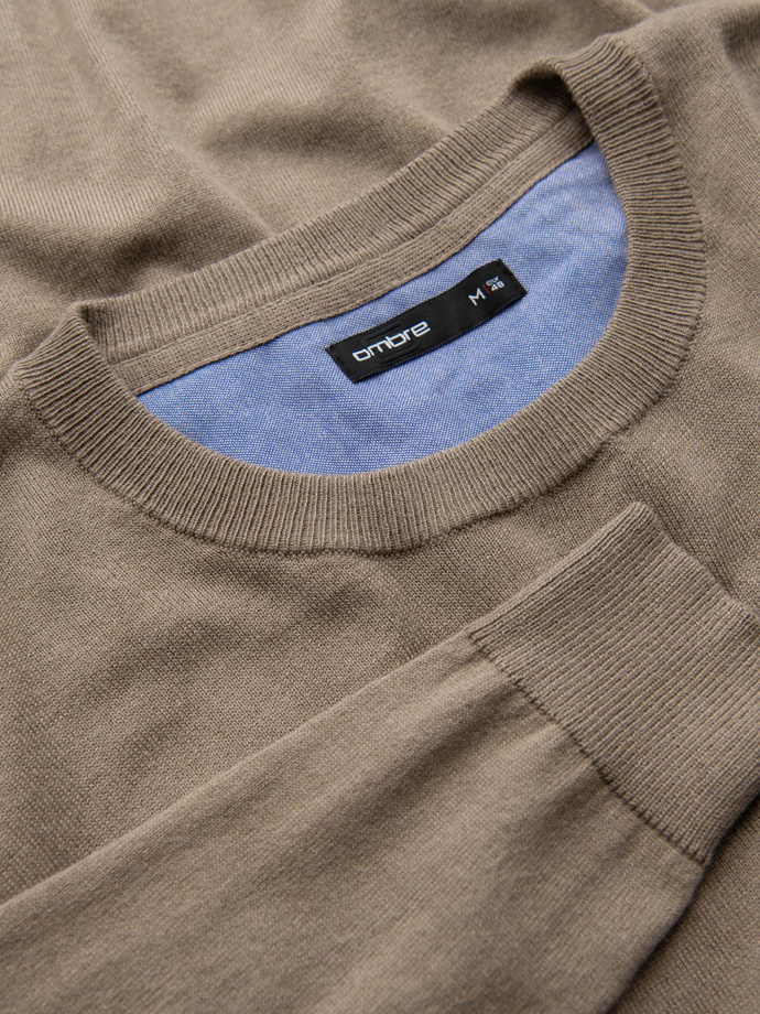 Classic men's sweater with round neckline - black V2 OM-SWBS-0106