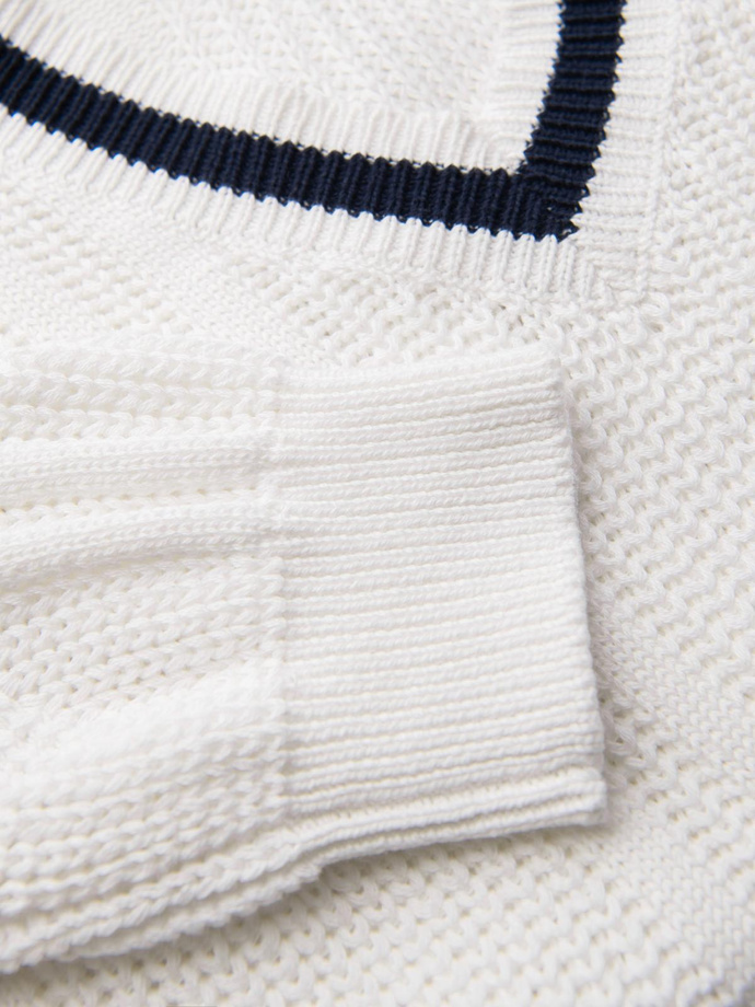 Knitted monochrome men's viscose cardigan - navy blue V1 OM-SWCD-0126