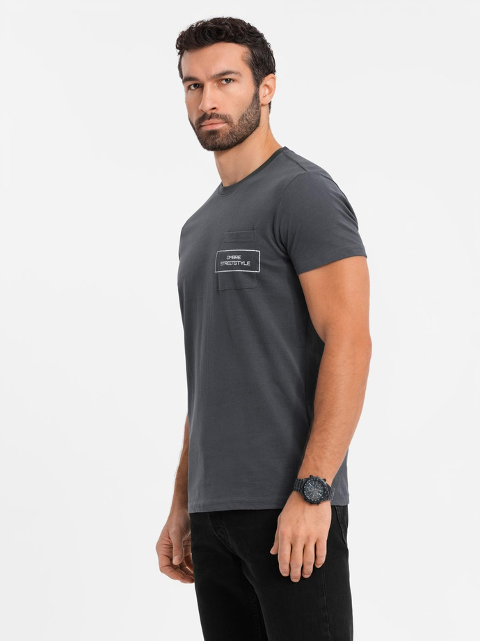 Bawełniany męski t-shirt z nadrukiem na kieszonce Ombre Streetstyle – czarny V1 OM-TSCT-0108