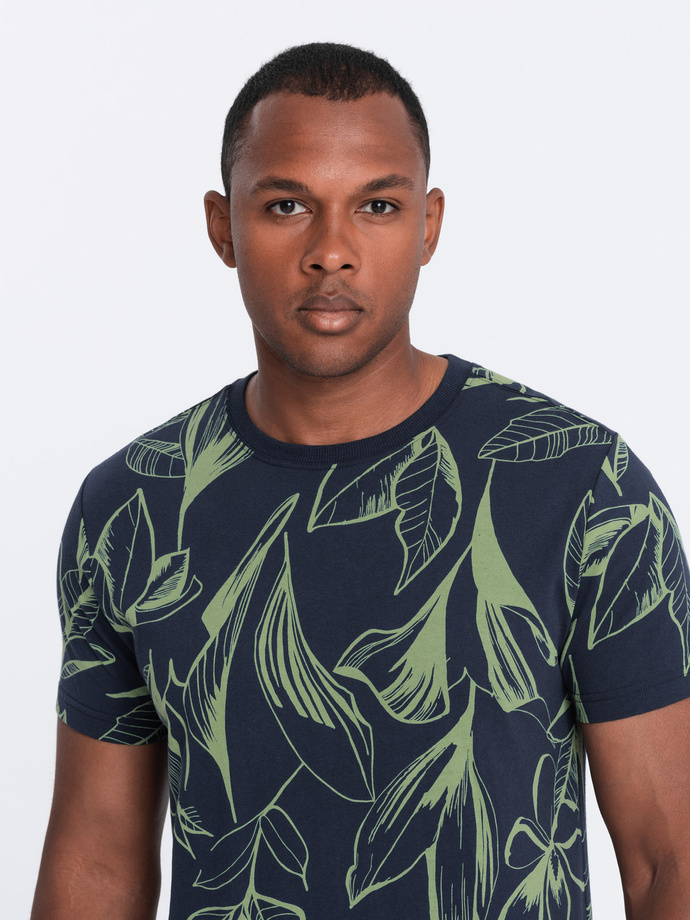 Men's full-print t-shirt in contrasting leaves - navy blue V5 OM-TSFP-0180