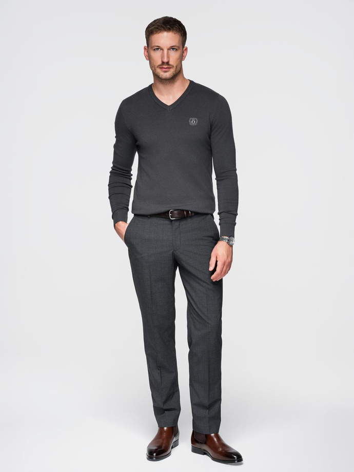 Elegant men's sweater with a heart neckline - graphite V17 OM-SWBS-0107