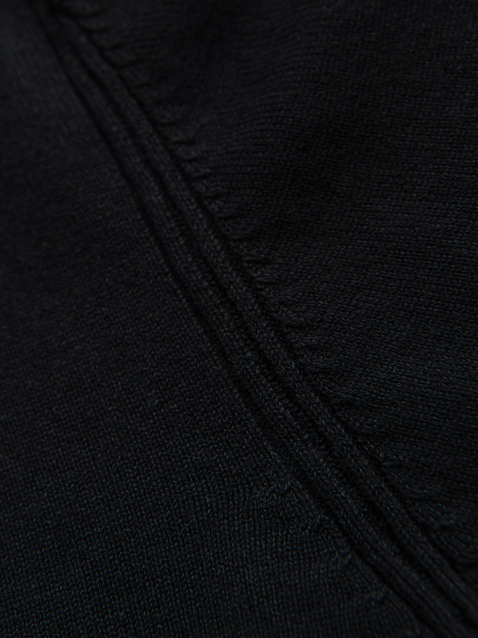 Men's sweater with viscose and spread neckline - black V2 OM-SWZS-0124