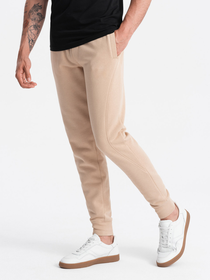 Męskie bawełniane spodnie joggery dresowe BASIC – beżowe V6 OM-PABS-0174