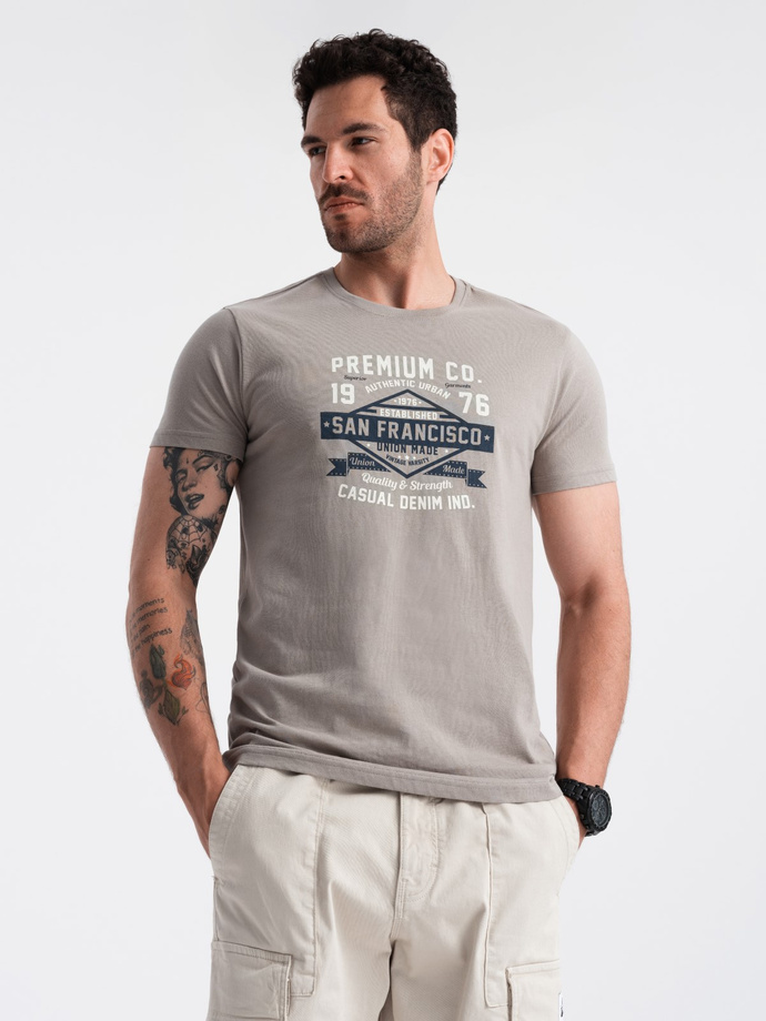 Męski bawełniany t-shirt z nadrukiem San Francisco – popielaty V4 OM-TSPT-0120