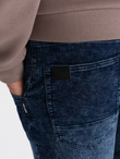 Spodnie męskie marmurkowe jeansowe JOGGERY - ciemnoniebieskie V1 OM-PADJ-0133