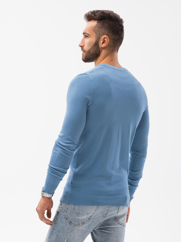 Classic men's sweater with round neckline - light blue V10 OM-SWBS-0106