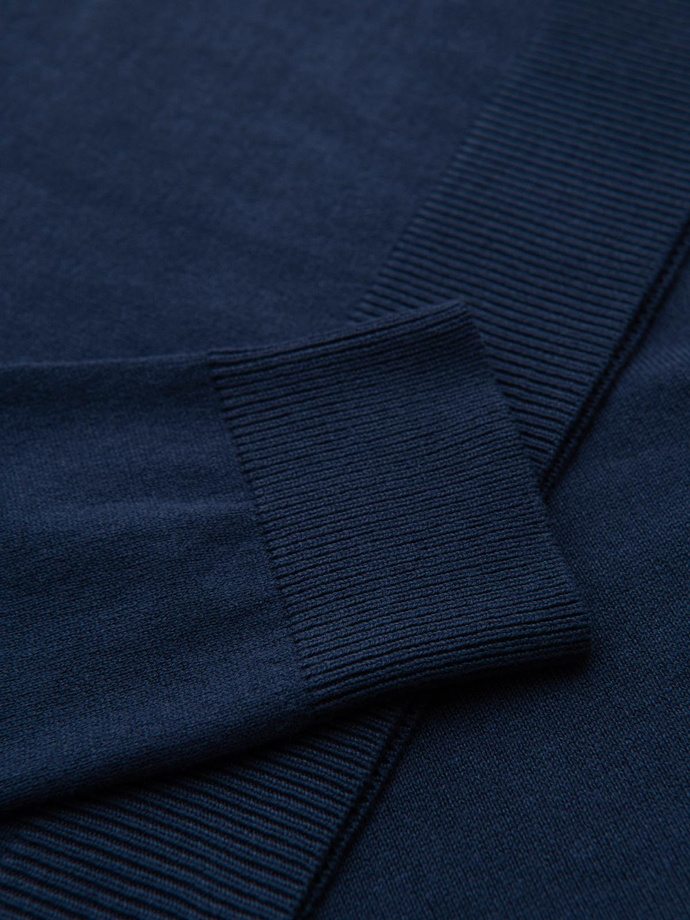 Elegant men's sweater with a v-neck - navy blue V22 OM-SWBS-0107