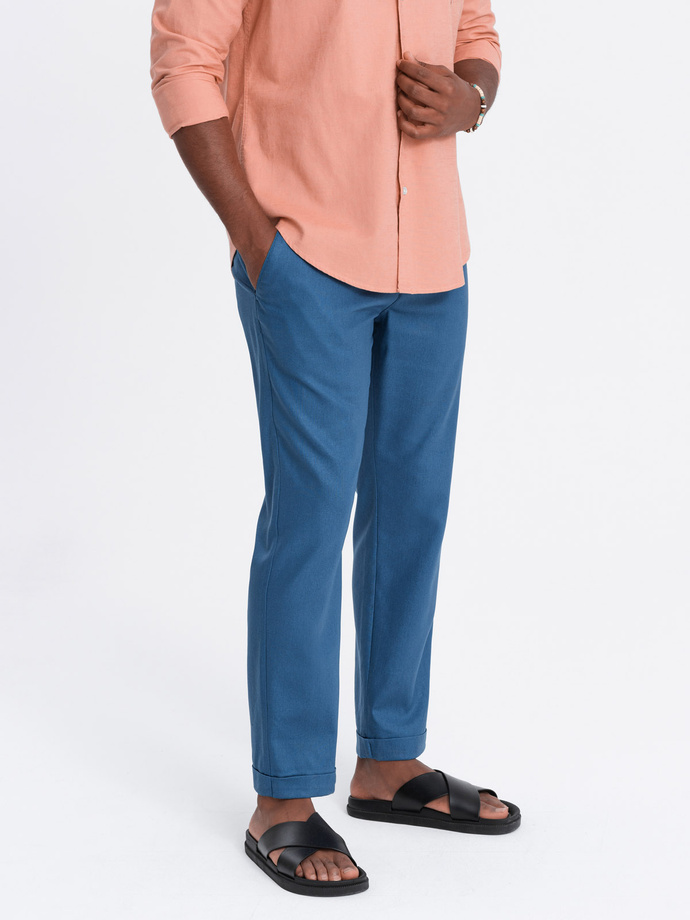 Męskie spodnie podwijane chino z dodatkiem lnu – niebieski denim V5 OM-PACP-0198