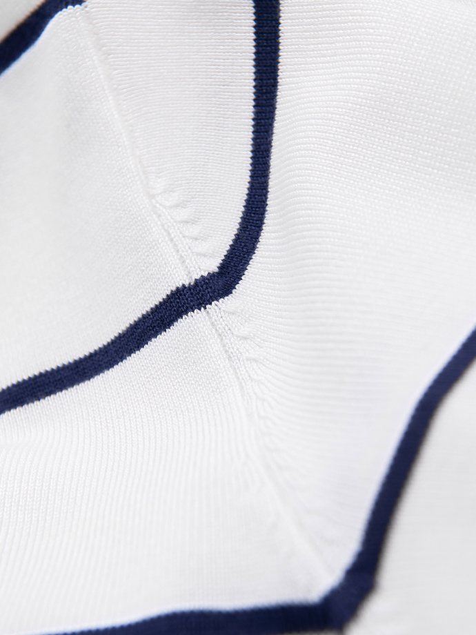 Męski longsleeve polo w poziome paski z wiskozą – biało-granatowy V2 OM-POLS-0146