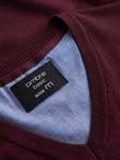 Elegant men's sweater with a v-neck - maroon V13 OM-SWBS-0107