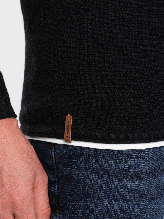 Men's cotton sweater with round neckline - black V1 OM-SWSW-0103