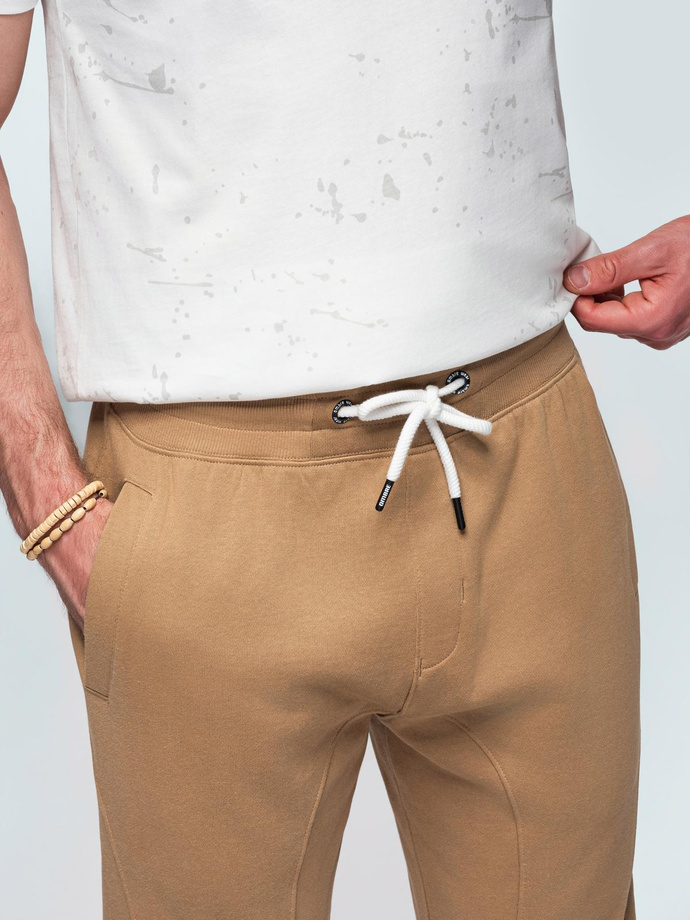 Spodnie męskie dresowe typu jogger - brązowe V2 OM-PABS-0173