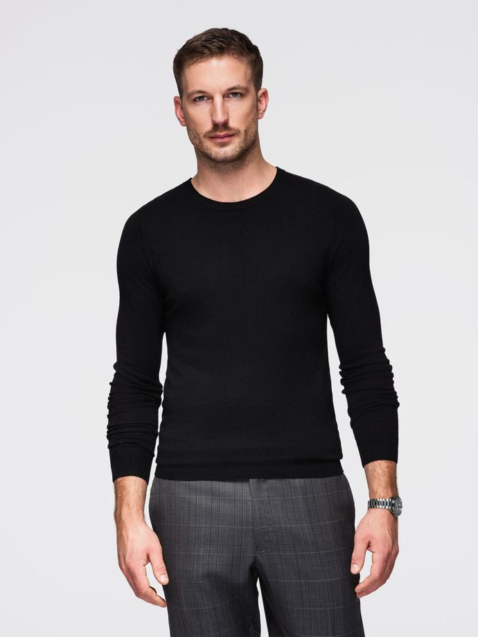 Classic men's sweater with round neckline - black V2 OM-SWBS-0106