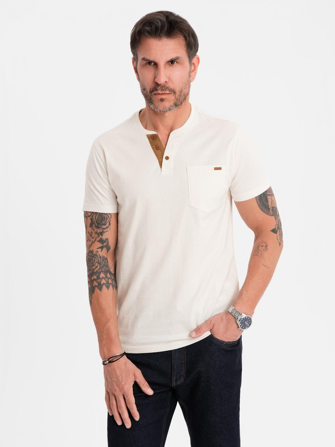 Męski t-shirt z dekoltem na guziki i zamszowym wykończeniem – biały V1 OM-TSCT-0206