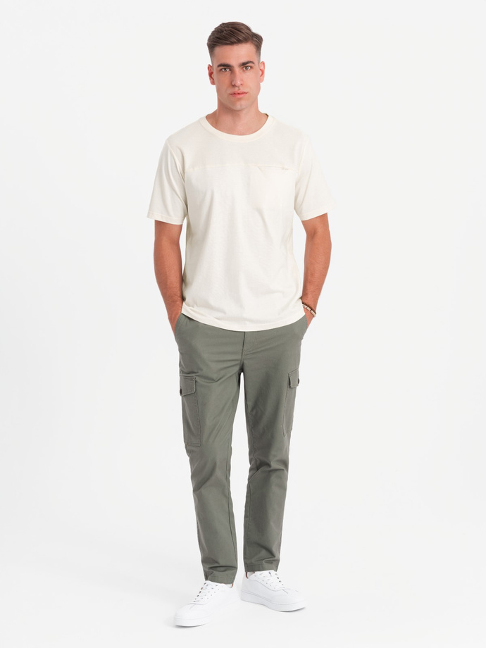 Męski t-shirt z kieszonką LOOSE FIT – biały V8 OM-TSCT-0171