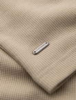 Men's waffle-textured T-shirt with round neckline - sand V2 OM-TSCT-0197