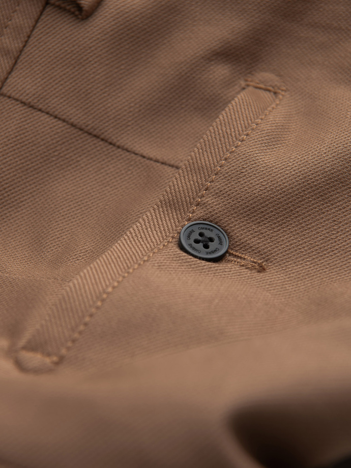 Spodnie męskie chino SLIM FIT z delikatną teksturą - brązowe V2 OM-PACP-0190