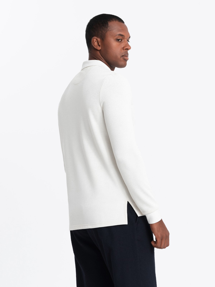 Strukturalny longsleeve męski polo z naszywką – biały V2 OM-POLS-0131