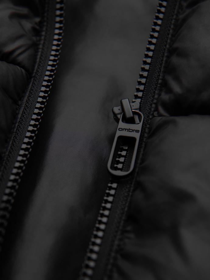 Pikowana kurtka męska puffer z kapturem – czarna V1 OM-JAHP-0235