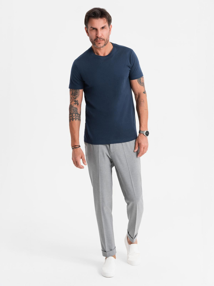 Klasyczny T-shirt męski bawełniany BASIC - granatowy V2 OM-TSBS-0236