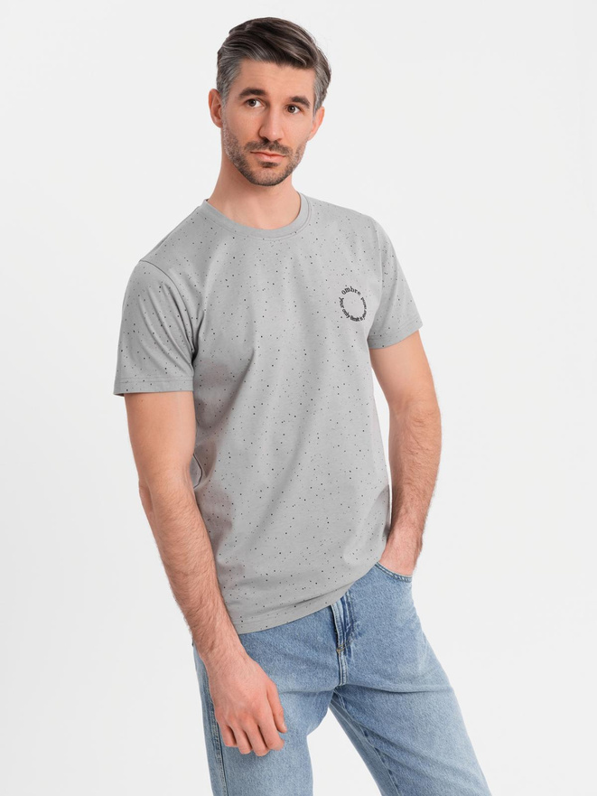 T-shirt męski bawełniany z nadrukiem i okrągłym dekoltem – jasnoszary V8 OM-TSFP-0186
