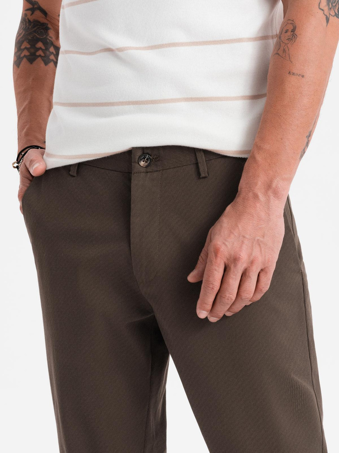 Men's REGULAR FIT chino pants with fine texture - brown V3 OM-PACP-0184