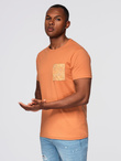 T-shirt męski bawełniany z printowaną kieszonką –  pomarańczowy V3 OM-TSPT-0227