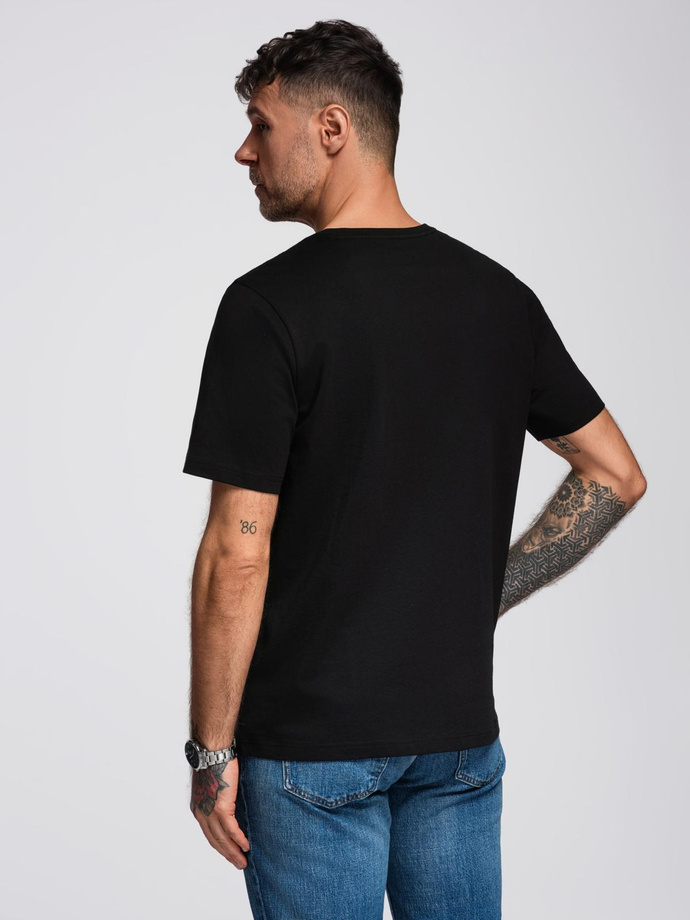 Męski t-shirt bawełniany z graficznym printem  – czarny V2 OM-TSPT-0246