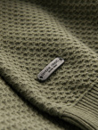 Sweter męski RELAXED FIT z dzianiny o splocie diamentowym – oliwkowy V4 OM-SWSW-0110