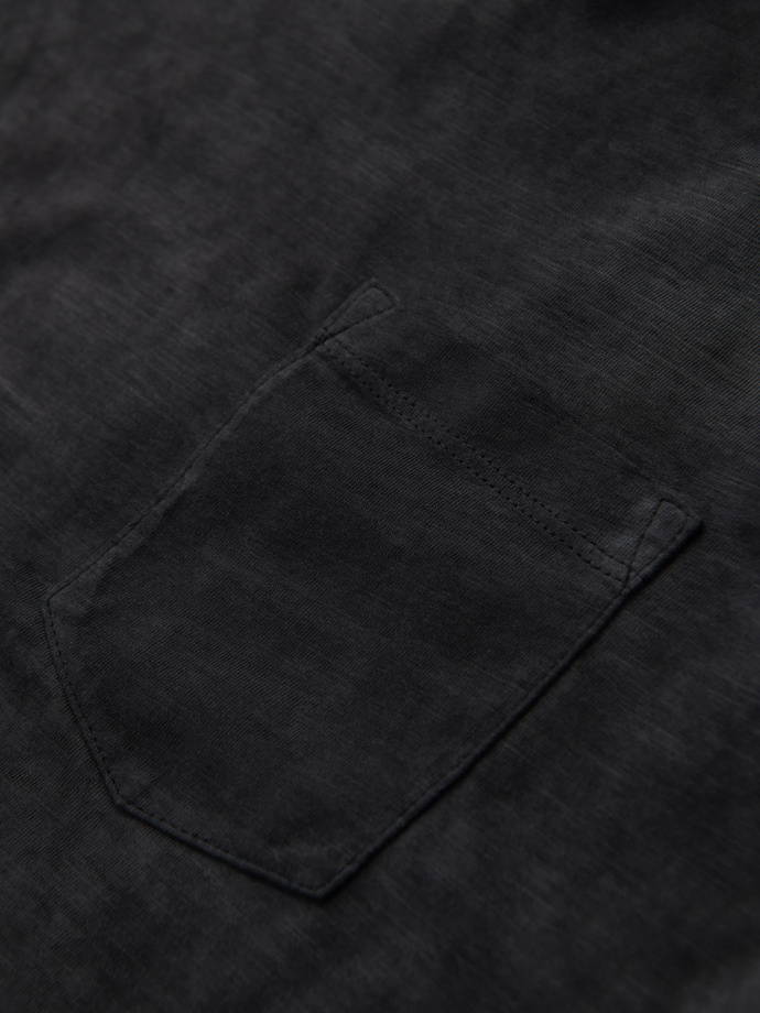 Men's cotton knit V-neck t-shirt with wash effect - black V6 OM-TSWT-0242