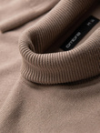 Men's knitted fitted turtleneck with viscose - beige V5 OM-SWTN-0101