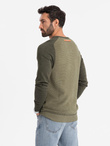 Cotton men's sweater with patch and raglan sleeves - olive V2 OM-SWSW-0121