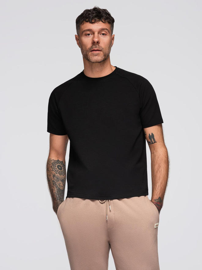 Męska koszulka COMFORT FIT z raglanowym rękawem – czarna V2 OM-TSCT-0240