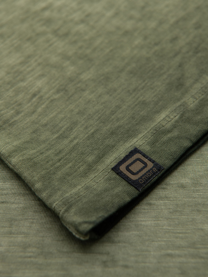 Men's cotton V-neck knit t-shirt with washed effect - olive V9 OM-TSWT-0242