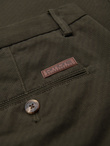 Męskie spodnie chino REGULAR FIT z delikatną strukturą – ciemnozielone V4  OM-PACP-0184