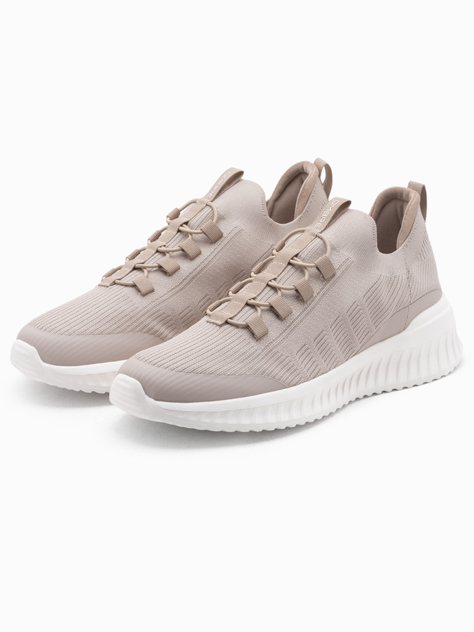 Wsuwane męskie buty sneakersy wykonane z lekkich materiałów - beżowe V3 OM-FOKS-0149